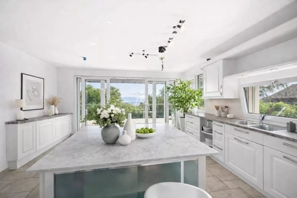Charming property with exceptional views in Arzier le Muids 7