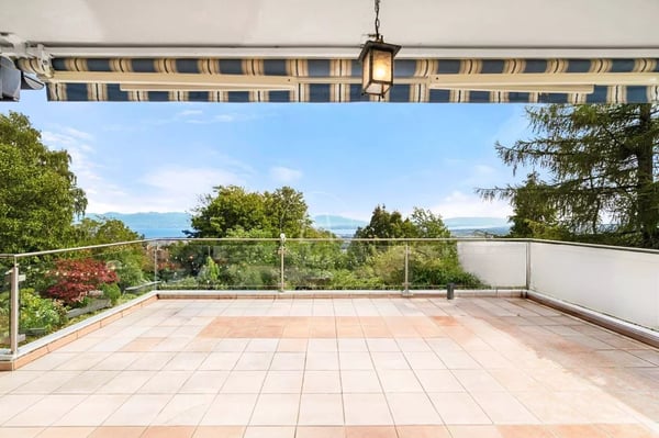 Charming property with exceptional views in Arzier le Muids 8