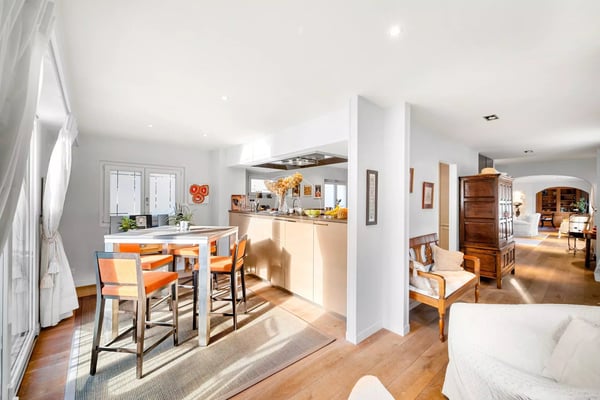 Beautiful family home in a strategic location, Versoix 8