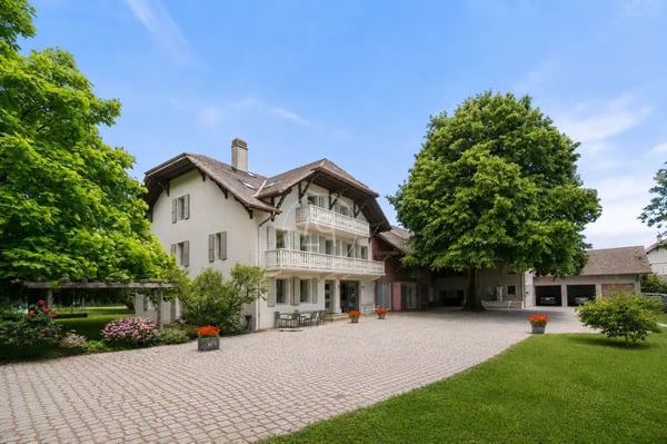 A estate to reinvent as an exceptional private residence, at the gates of Geneva 2