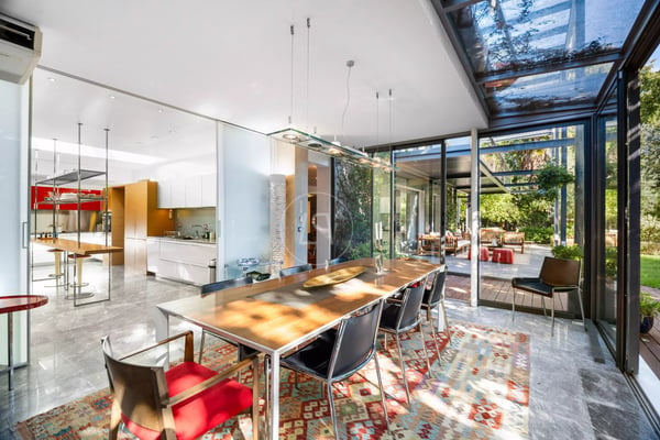 Élégante villa familiale dans un écrin de verdure aux portes de Genève 7