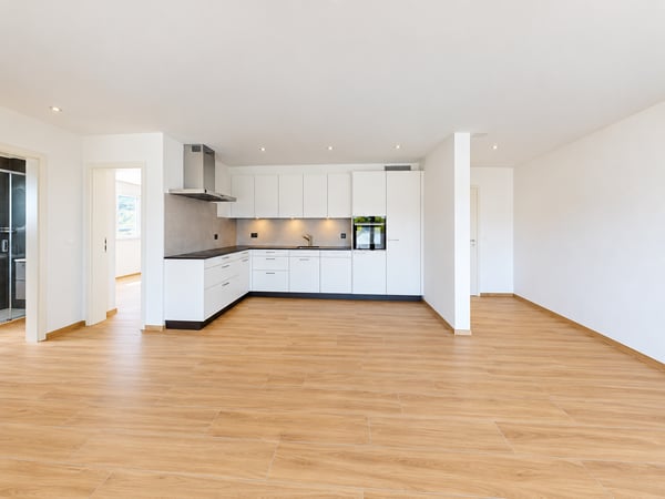 Appartement neuf de 3.5 pièces avec balcon à Cornaux