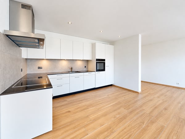 Appartement neuf de 1.5 pièces avec balcon à Cornaux 2