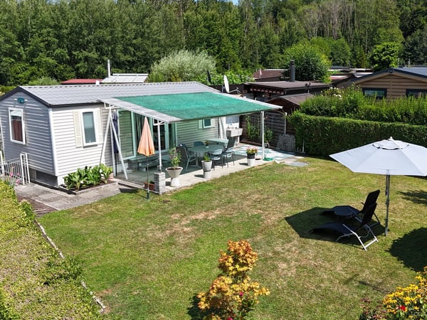 Mobile-home de 3,5 pièces avec terrain en pleine propriété à proximité du lac 2
