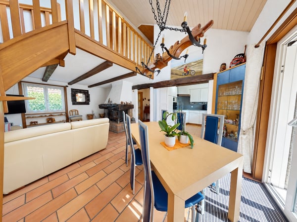 Maison de maître avec 4 appartements à Chevroux 12