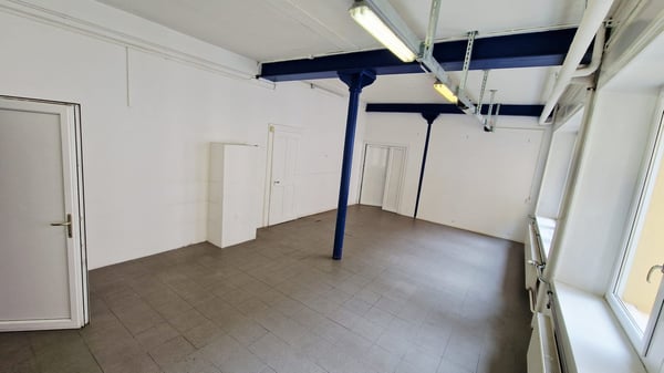 Espace industriel / atelier à louer – Rue de la Serre, La Chaux-de-Fonds 4