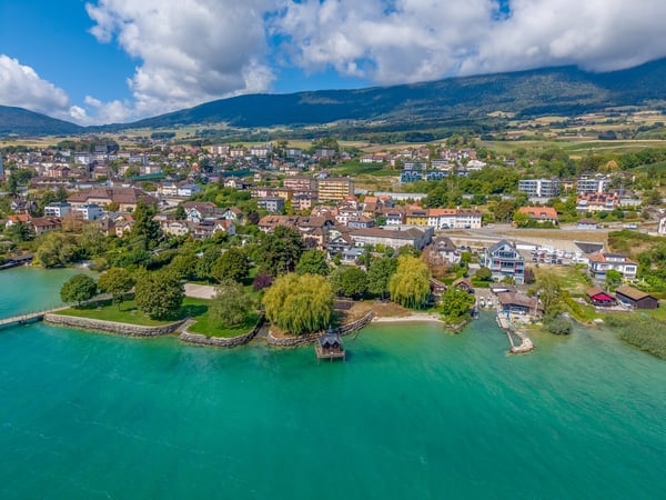 Magnifique appartement de 5.5 pièces à Chez-le-Bart – Vue, calme et prestations haut de gamme 12