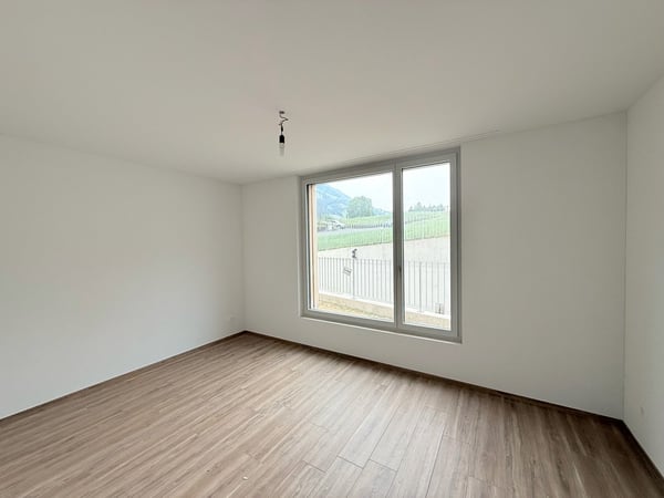 Moderne 4.5-Zimmer-Neubauwohnung im Erdgeschoss in Frutigen 8