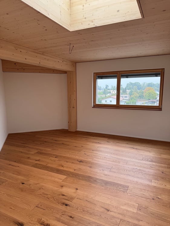 3.5-Zimmer-Attikawohnung mit Sommerkühlung zu vermieten 4