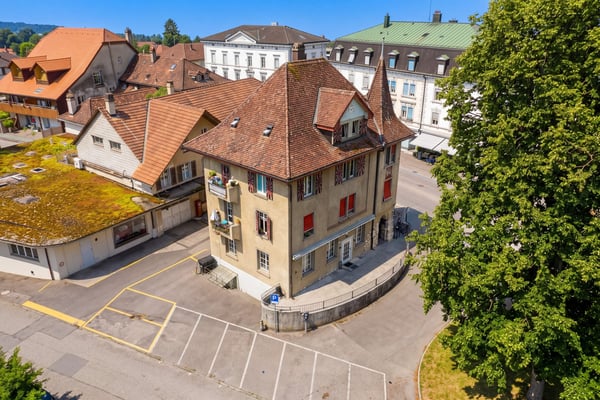 Mehrfamilienhaus mit 3 Einheiten und einem Restaurant im Zentrum von Nidau 2