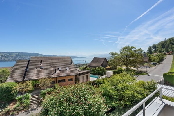 Traumhafte 4.5-Zimmer-Wohnung mit Seeblick in Oberrieden 7
