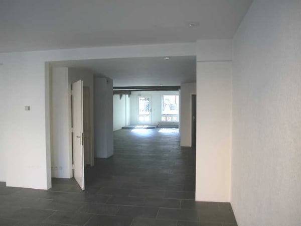 Charmantes Ladenlokal in der Altstadt von Rapperswil (133m2) 5