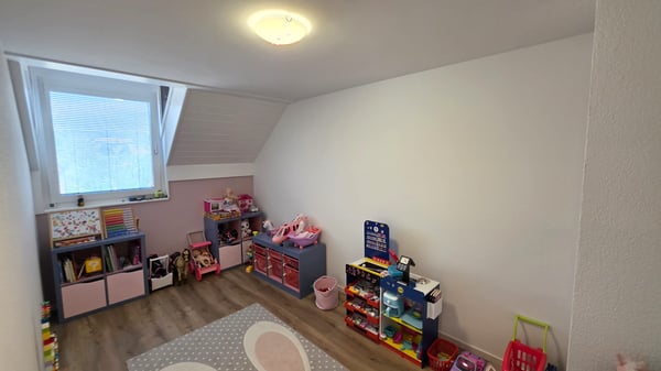 5.5-Zi.-Doppeleinfamilienhaus mit Wintergarten in Diegten kaufen 12