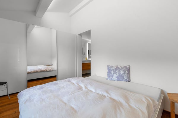 Modernes Zweifamilienhaus mit unverbaubarem Bergpanorama 16