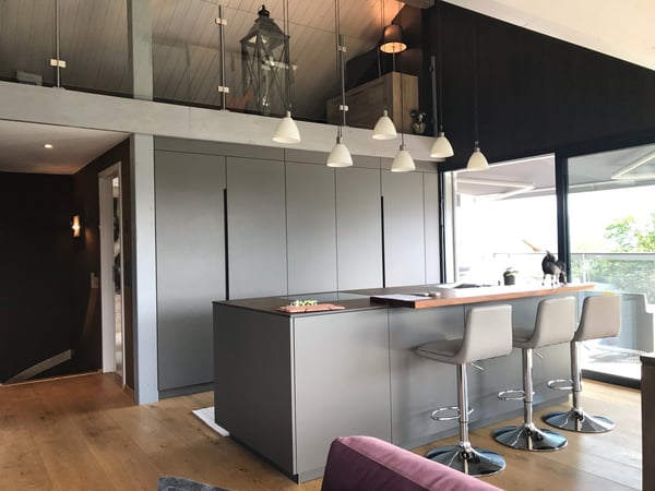 Magnifique appartement en attique de 4.5 pièces à Pont-la-Ville 9
