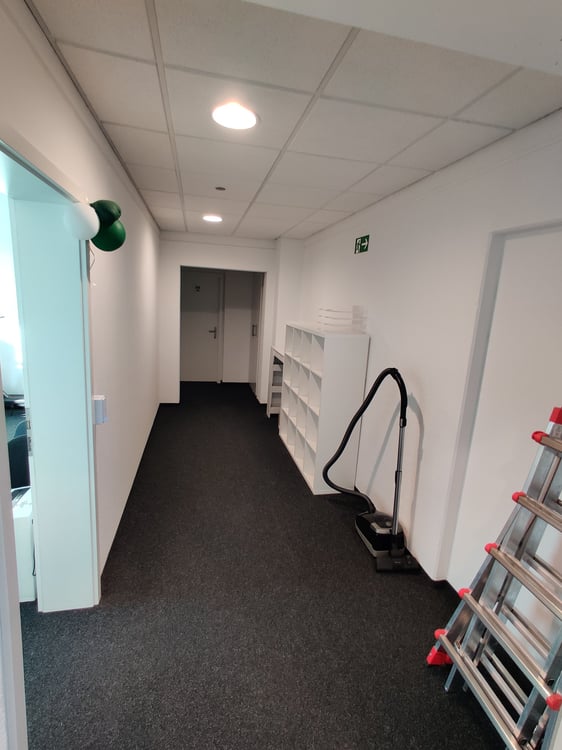 #15.2 Top moderne Büro Lager-Laborräum mit Klima, Lüftung,LAN, Videoüberwacht, Parkplätze, zentral 13