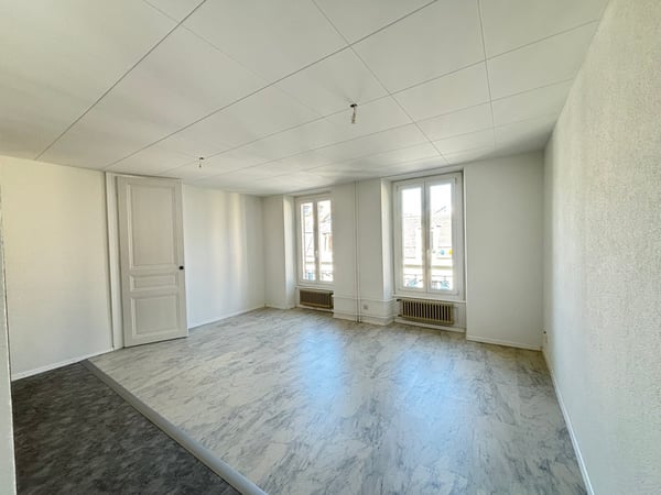Grand appartement de 3 pièces au centre de Lausanne 2