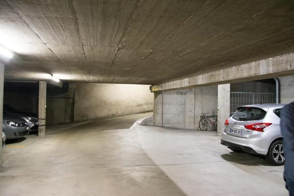 Tiefgaragenplatz nahe Messe, komfortabel - Basel Riehenring 2