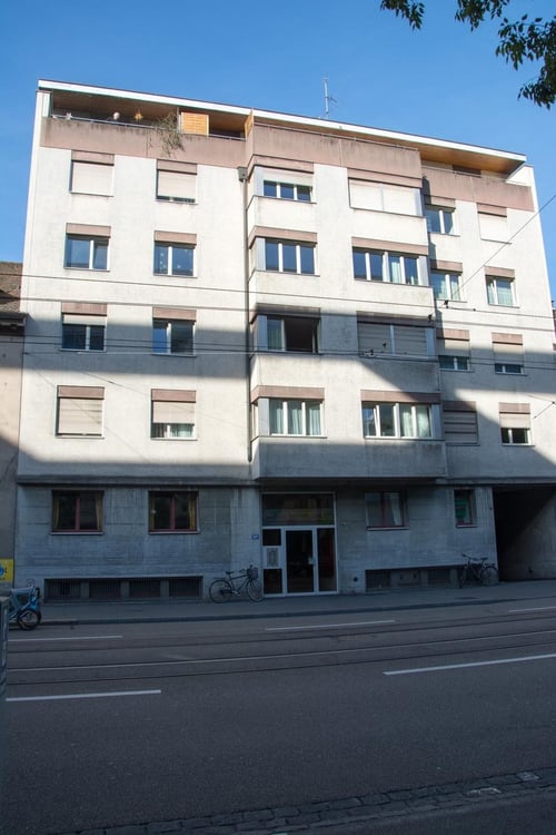 Tiefgaragenplatz nahe Messe, komfortabel - Basel Riehenring 1