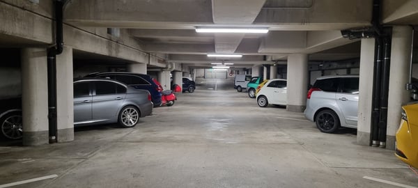 Garagenplatz für Mofa/Motorrad in Basel, Rappoltshof - zentral mieten 2