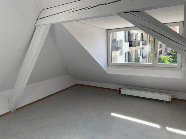 Charmante Dachwohnung 6