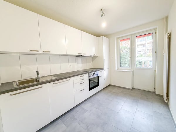 3-Zimmerwohnung mit Balkon ins Grüne in Basel mieten 2