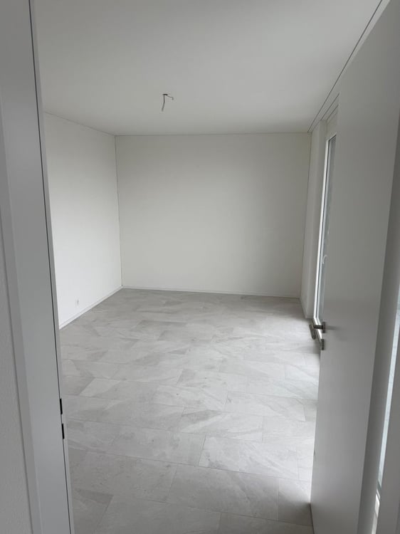 Erstbezug 2026 - Exklusive 3.5-Zimmer-Attikawohnung mit zwei Terrassen 8