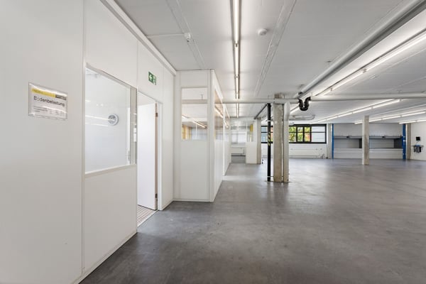 Vielseitige Gewerbe- und Büroflächen mit über 1'540 m² Nutzfläche 13