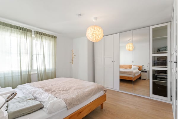 Moderne 5.5-Zimmer-Wohnung im Dorfzentrum 7