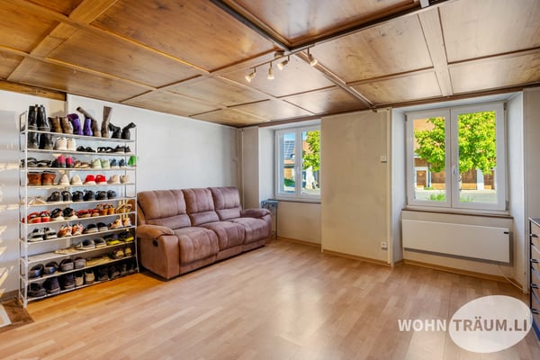 7½-Zimmer Einfamilienhaus mit Charme & Ausbaupotenzial 11