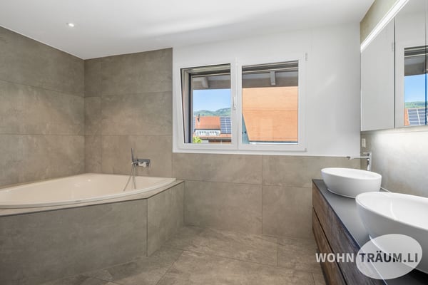 7½-Zimmer Einfamilienhaus mit Charme & Ausbaupotenzial 9
