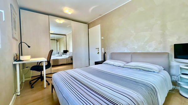 Elegante appartamento di 4.5 locali con vista lago a Lugano Massagno 17