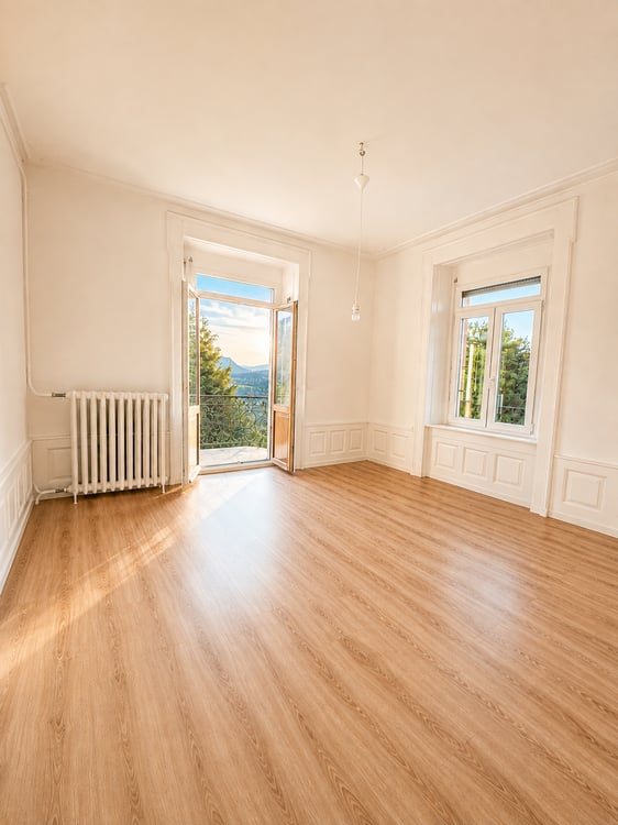 Avec balcon et vue sur le lac dans un manoir rénové 4