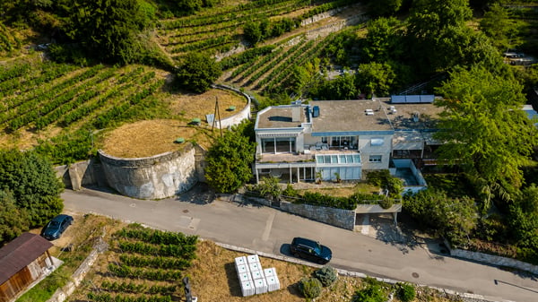 Villa d'exception avec vue panoramique sur le lac 2