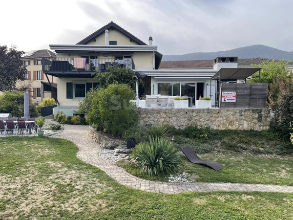 Comme une maison au bord du lac 3