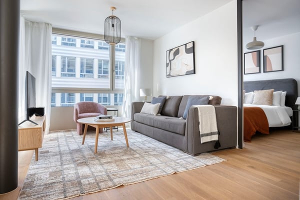 Moderne 3.5-Zimmer-Wohnung mit Balkon in Zürich nähe Sihlcity 6