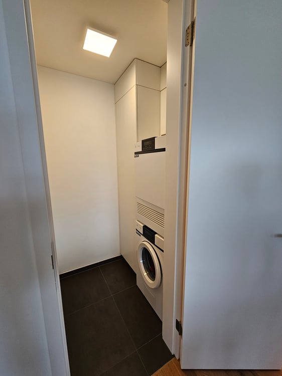 Luxuriöse 3,5 Zi-Wohnung im Herzen von Siebnen SZ 3