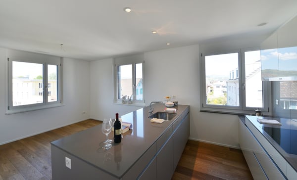 Luxuriöse 3,5 Zi-Wohnung im Herzen von Siebnen SZ 12