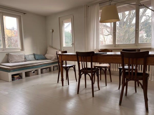 Charmantes 3.5-Zimmer-Reihenhaus mit grosser Terrasse und Garten in Zürich-Oerlikon 2