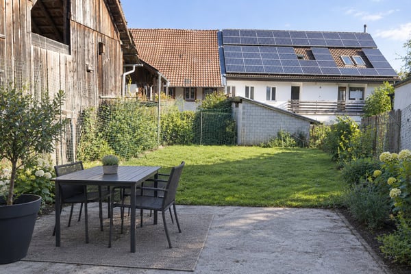 Doppelhaushälfte mit Scheune, Garten und Zukunft, fertig gestalten Sie 6