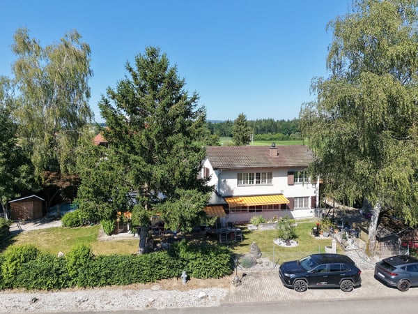 Sonnige 3.5-Zimmer-Gartenwohnung mit grandiosem Wintergarten 2