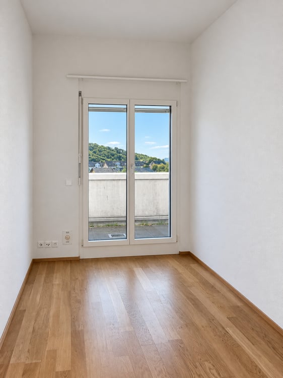 4.5-Zimmerwohnung mit grosser Sonnenterrasse im Attikageschoss 12
