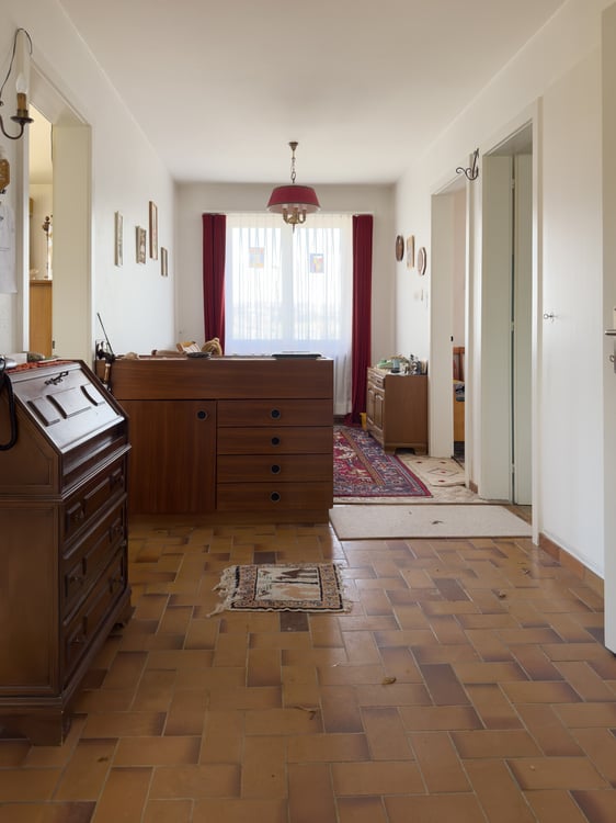 Freistehendes 4-Zimmer-Haus mit Garten, Seeblick und Potenzial 5