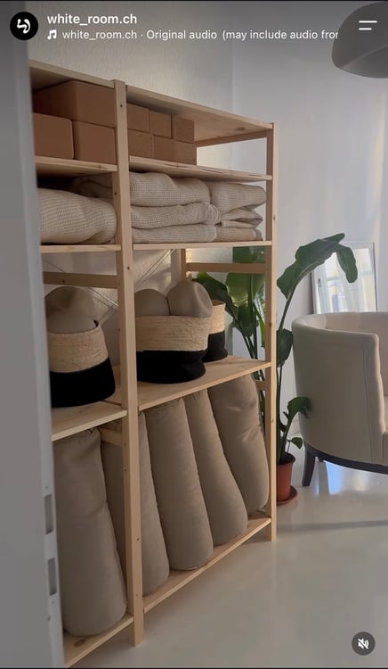 White Room Bern – dein Raum für Yoga, Workshops, Kunst Galerie & mehr direkt neben dem Loeb 4