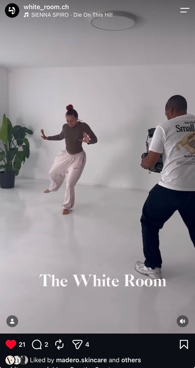 White Room Bern – dein Raum für Yoga, Workshops, Kunst Galerie & mehr direkt neben dem Loeb 9
