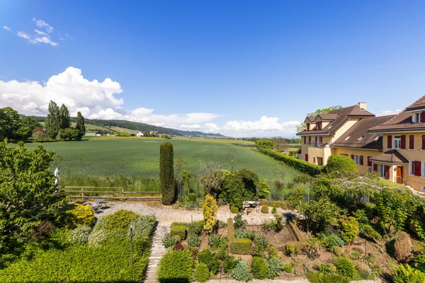 Villa aneinandergebaut in Vich, Ihre Oase des Friedens 1