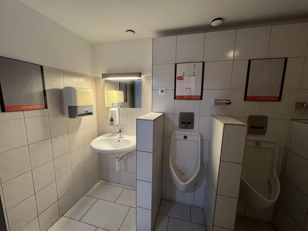 Betriebsbereite Bar mit Topausstattung direkt beim Bahnhof Wil SG 16
