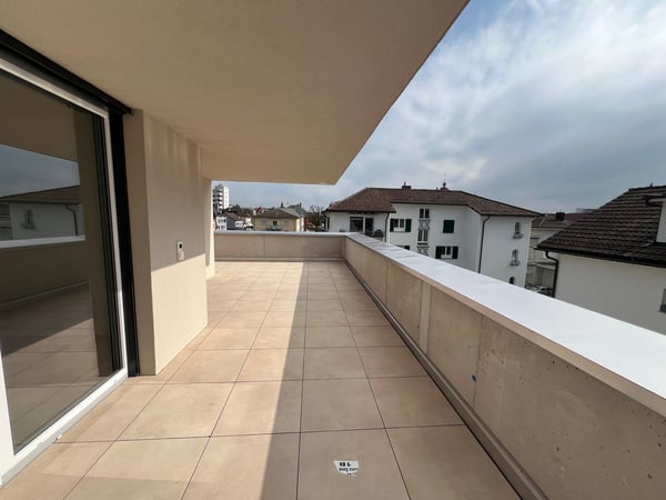 Moderne 2.5-Zimmer-Dachwohnung im Neubau – sofort verfügbar in Wil SG 2