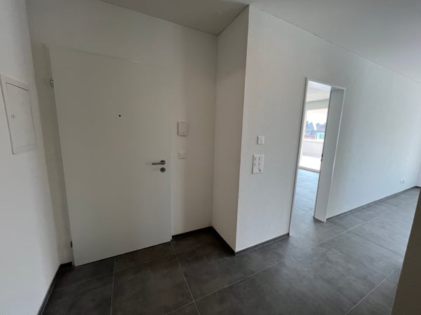 Moderne 2.5-Zimmer-Dachwohnung im Neubau – sofort verfügbar in Wil SG 9