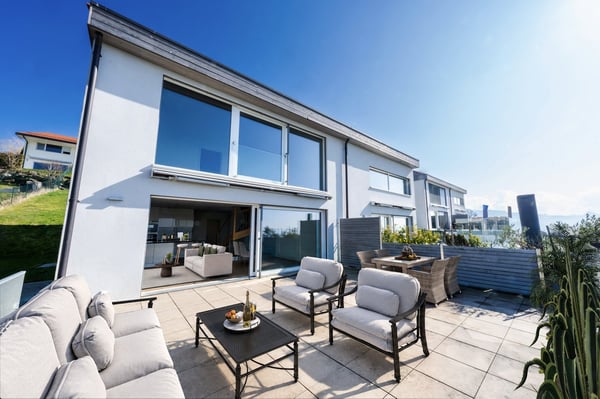 Villa familiale contemporaine avec vue panoramique sur le Léman – Aran 5